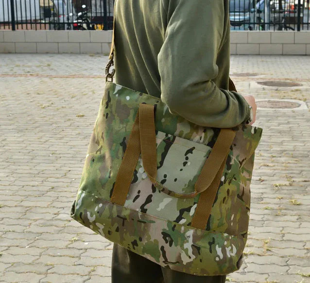 RECON GS2 30L Multi Cam Cargo Carryall with heavy duty carry handles - Image 8