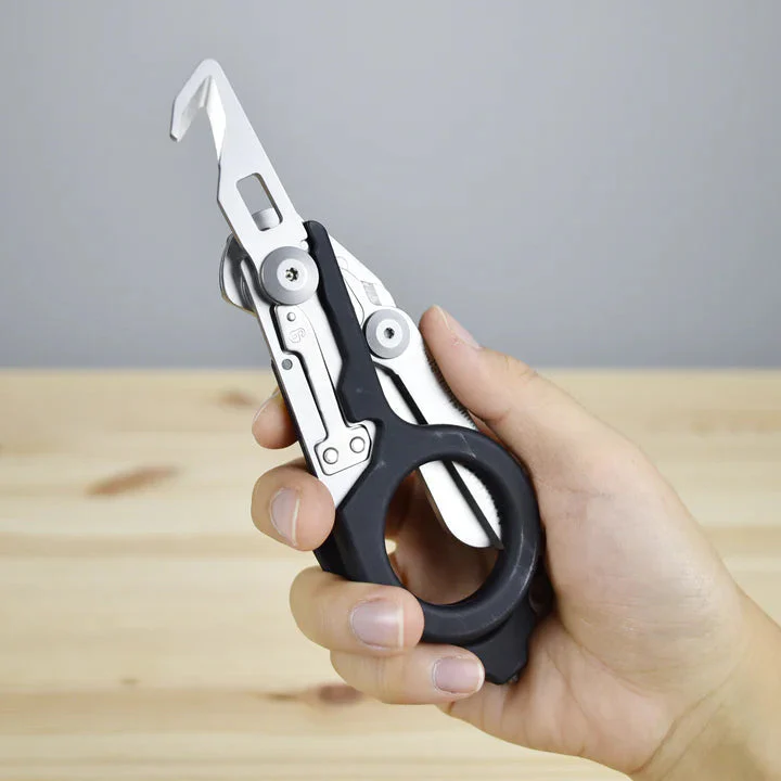RECON GS2U EMT Shears 6 in 1 Multifunctional with Lock Holster - Image 36