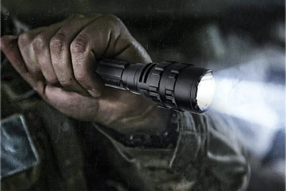 RECON GS2S Tactical Waterproof LED Hunting Rechargeable Flashlight set 1600 Lumens - Image 2