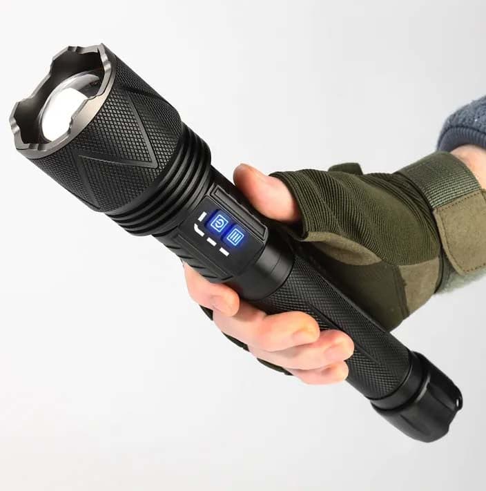 RECON GS2U Powerful 8000 Lumens LED Waterproof Rechargeable Flashlight with Zoom - Image 4