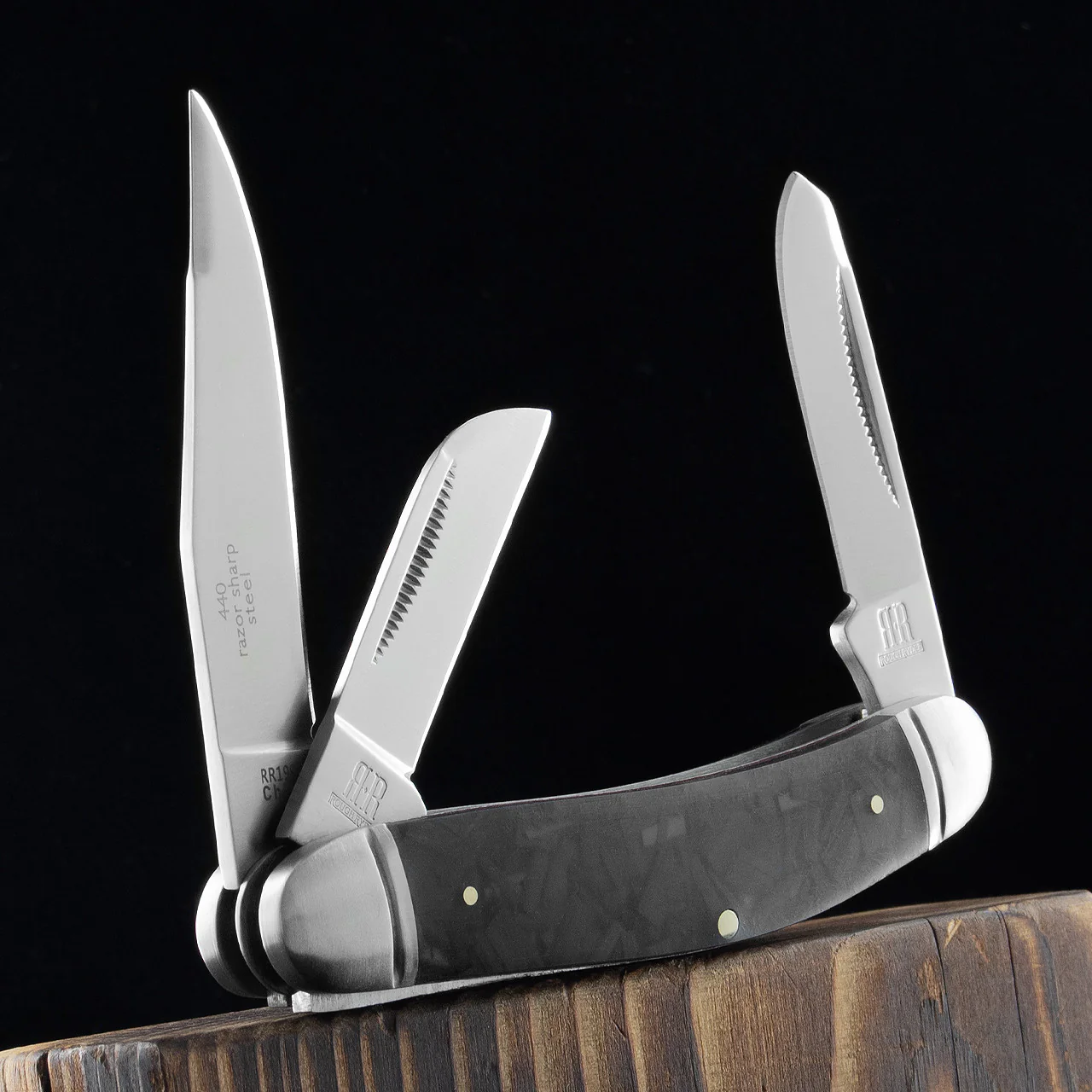 Rough Ryder Midnight Ice Sowbelly (RR1996) is a classic folding pocket knife - Image 7